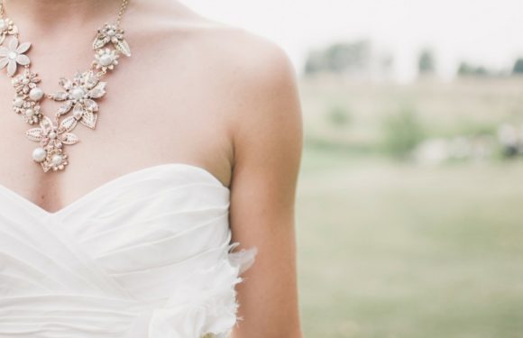 A Must Have Wedding Accessories Checklist for Every Bridal