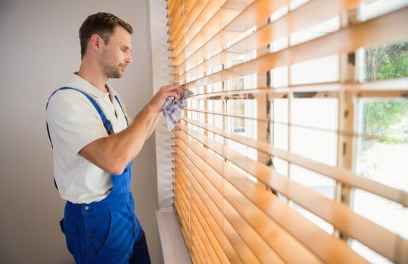 Tips for Cleaning Blinds in Home