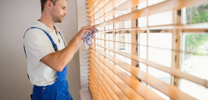 Tips for Cleaning Blinds in Home