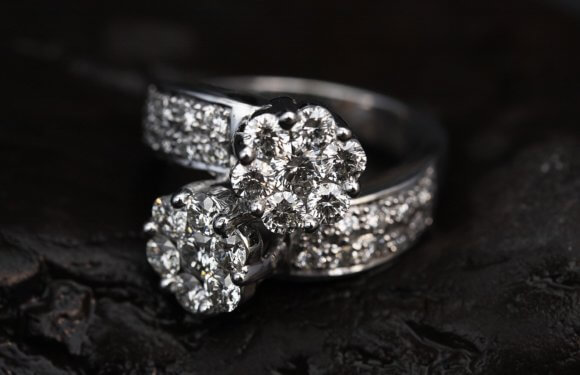 3 Considerations for Buying a Diamond Engagement Ring