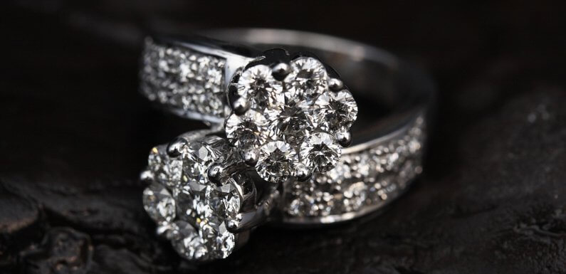 3 Considerations for Buying a Diamond Engagement Ring