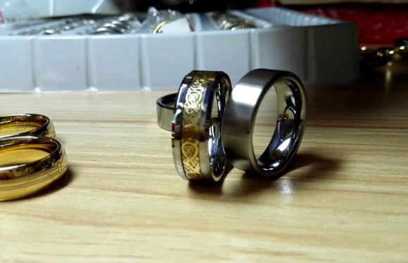 What Should You Know about Tungsten Used in Men’s Wedding Rings?