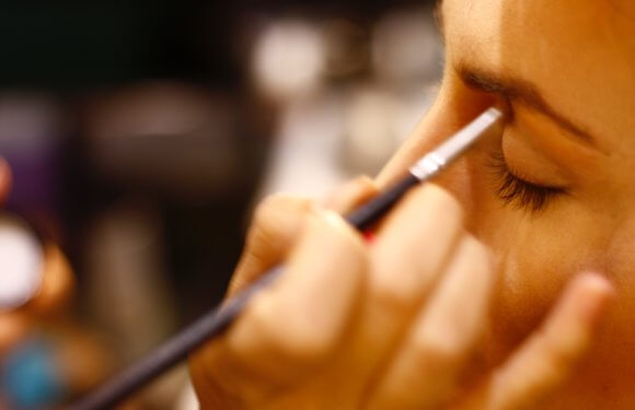 6 Perks Of Attending A Makeup Academy For Aspiring Makeup Artists