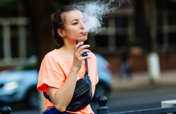 Is Vaping Bad for Your Teeth? 7 Things to Know About Its Effects on Your Oral Health