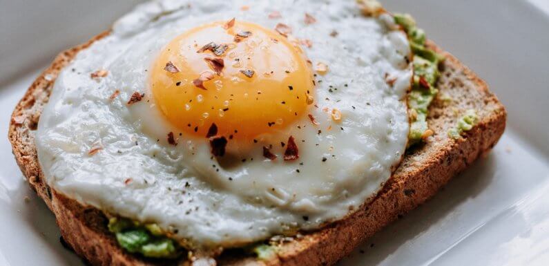 5 Creative Breakfast Ideas for When You Don’t Have Energy to Cook