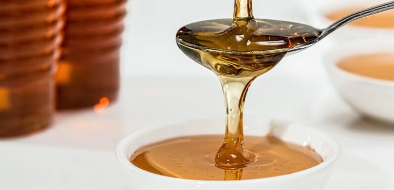 5 Ways Honey Improves Your Health and Metabolism